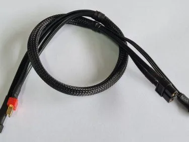 2S HARD CASE CHARGE LEAD - Image 1