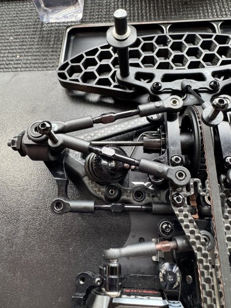 XRAY X4 COMPOSITE UPPER ARM LINKS 4.9MM (1+1+1+1) TEAM XRAY